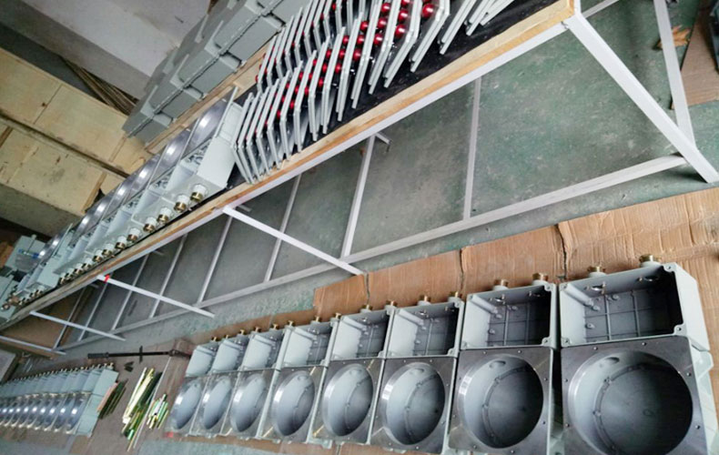 �����䚤�w